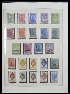 Stamp collection 33140 Liechtenstein 1912-1990.