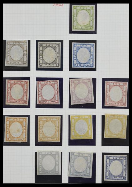 Stamp collection 33242 Italy 1861-1944 complete.