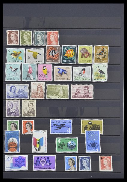 Stamp collection 33408 Australia 1966-1991.