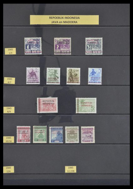 Stamp collection 33483 Indonesia 1945-1999.