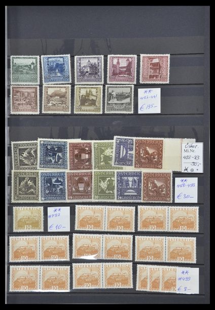 Stamp collection 33668 Austria 1923-1957.