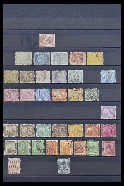 Stamp collection 33911 Egypt 1872-1978.