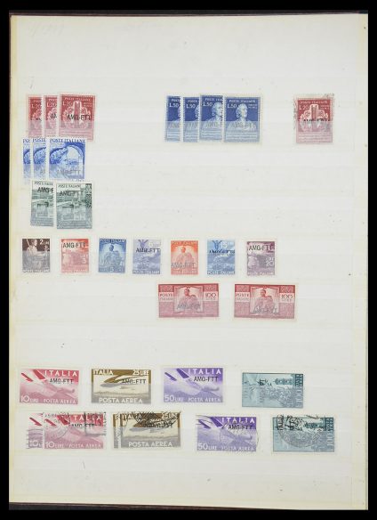 Stamp collection 33917 Triest