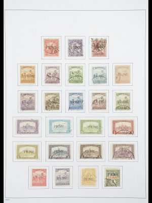 Stamp collection 33921 Fiume 1919-1924.
