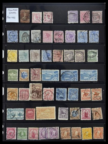 Featured image of Stamp Collection 34210 New Zealand 1870-2010.