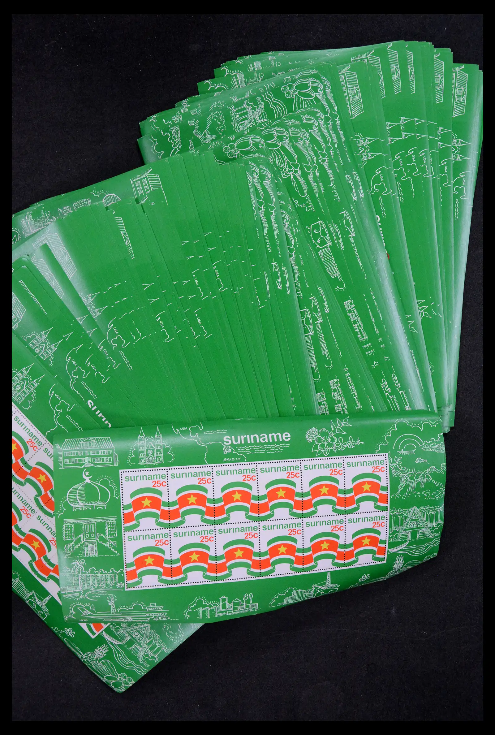 41301 0001 41301 Surinam sheetlets 1975-1976. - Image 1